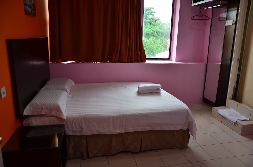 Deluxe, Queen Bed