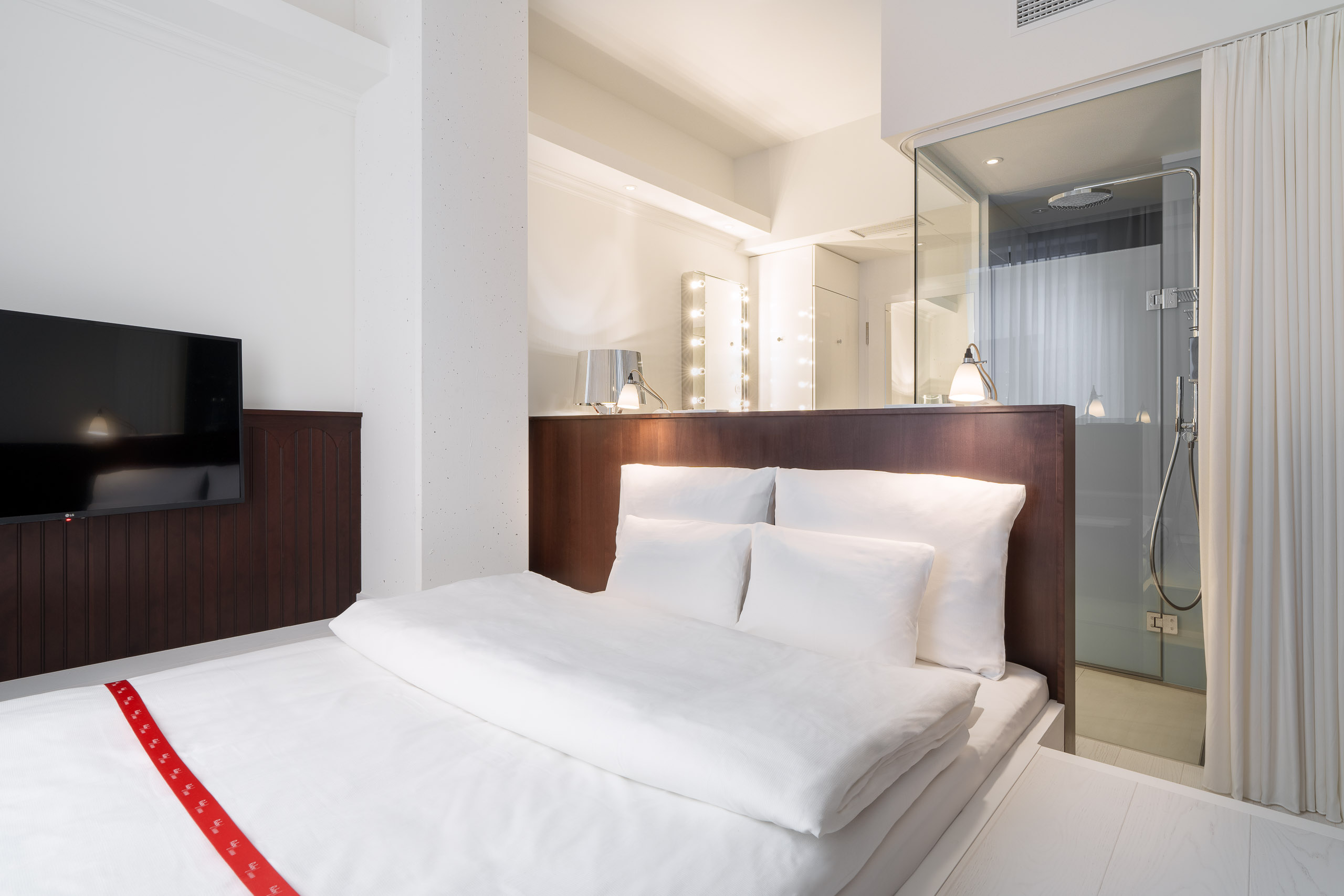 Nest, Double Bed