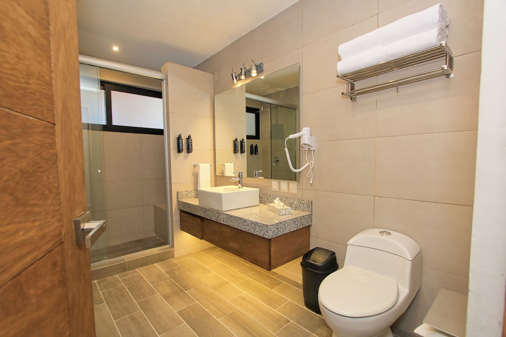 Niru Ocean Suites By Binniguenda 46/47