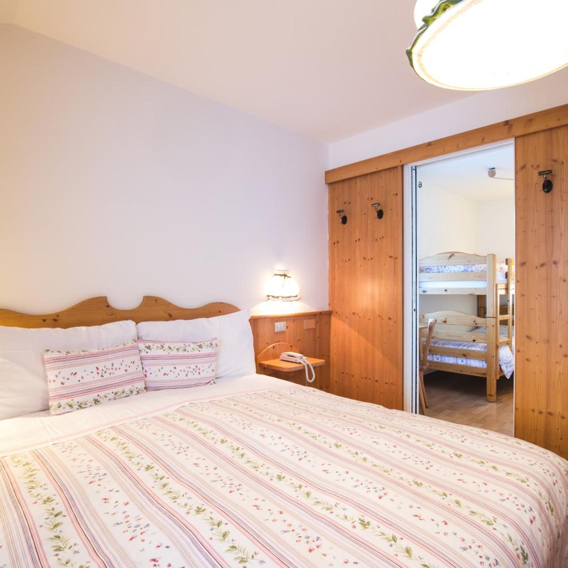 Albergo Vezzana 15/50