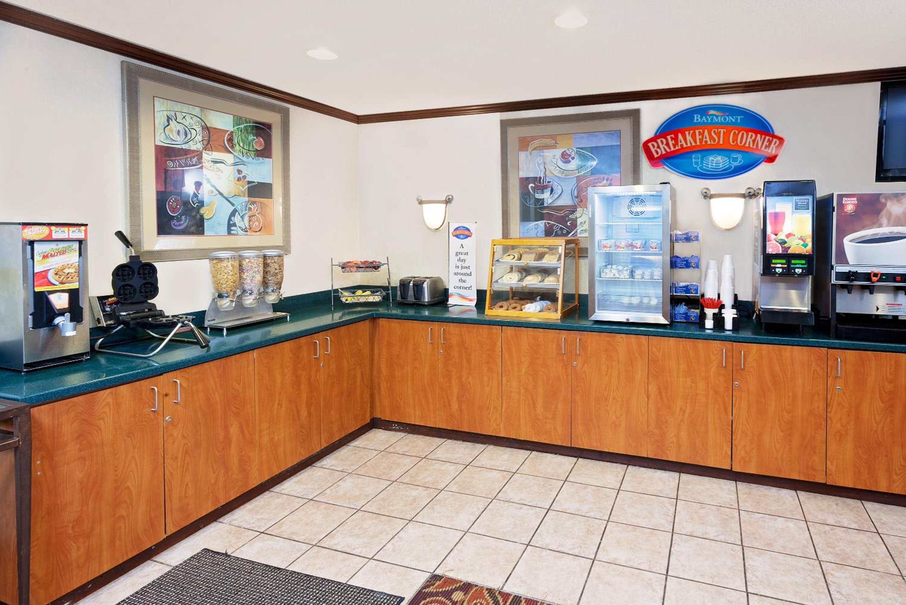 Baymont by Wyndham St. Joseph/Stevensville 6/39
