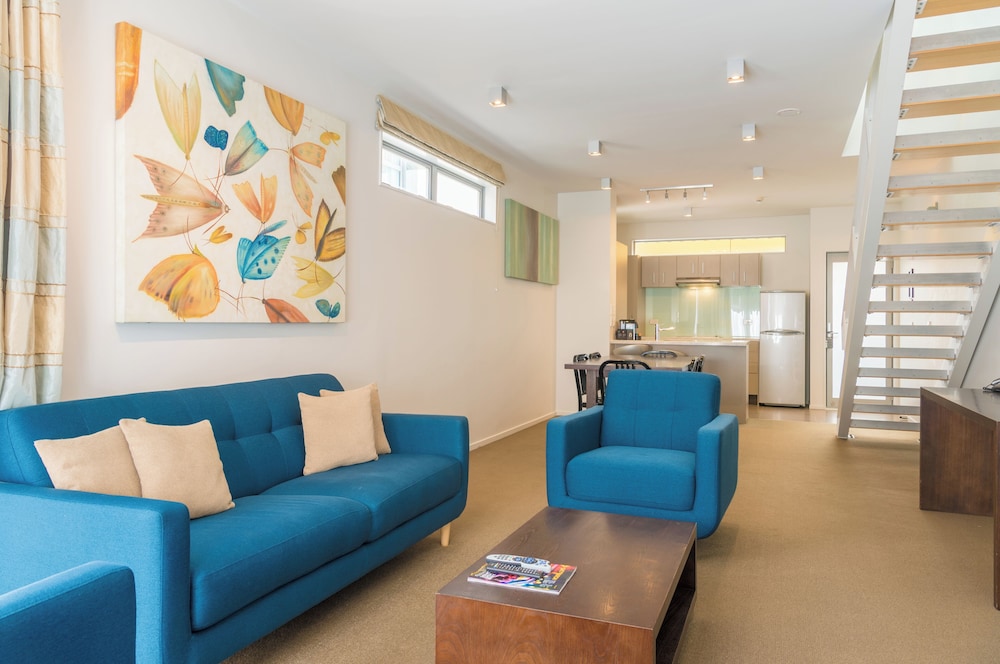 Boulcott Suites 51/70