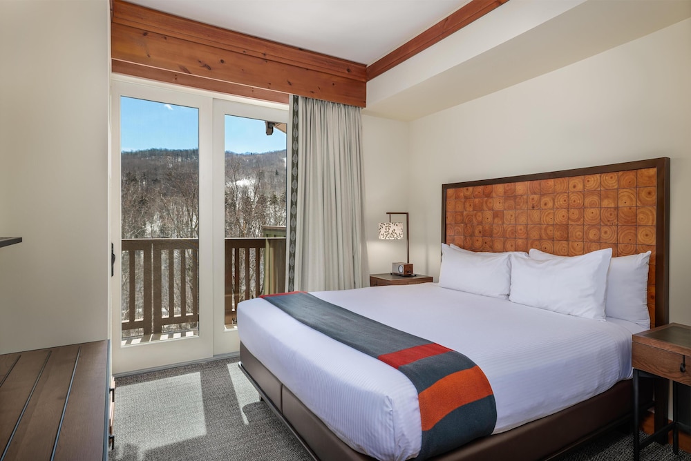 The Lodge At Spruce Peak 40/83