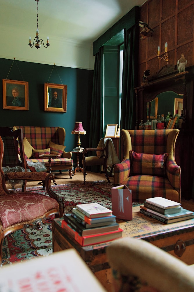 The Apartment at Foyers Lodge [VR] 34/50