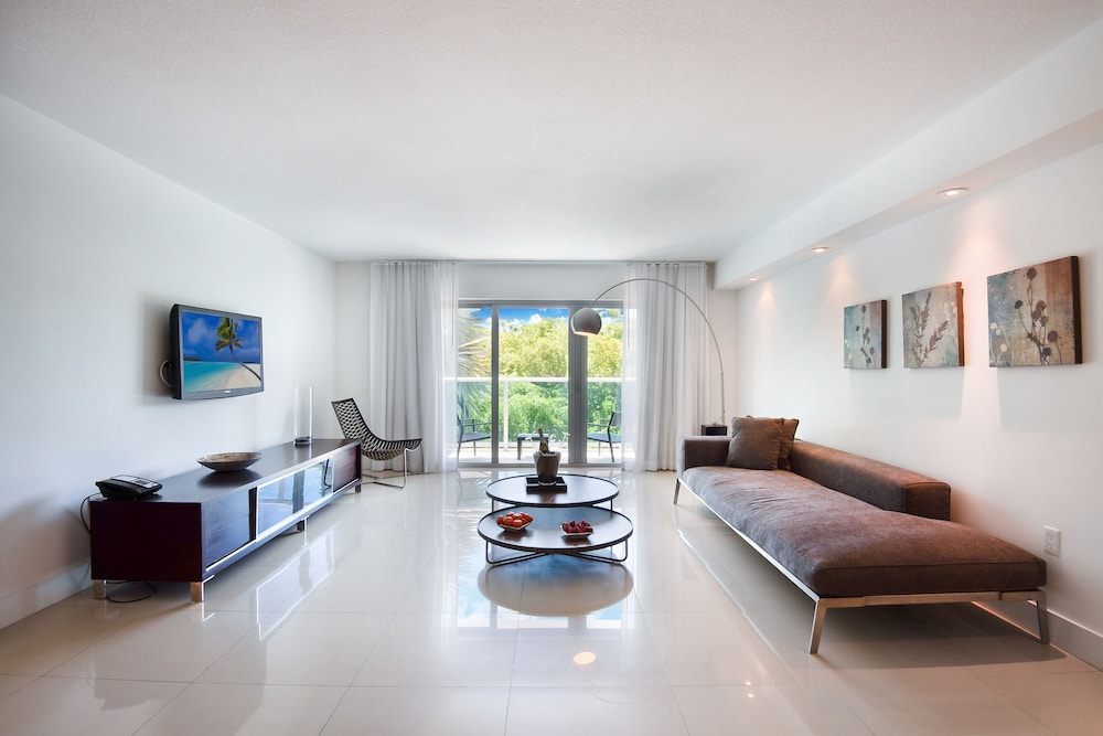 Beach Haus Bal Harbour 36/76