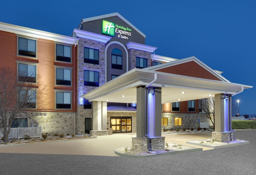 Holiday Inn Express Hotel And Suites Mitchell 1/67
