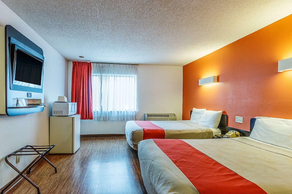 Motel6 Wisconsin Rapids Wi 23/54