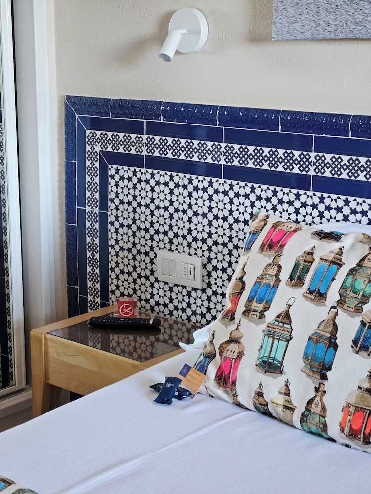 MUR Hotel Neptuno 3/50