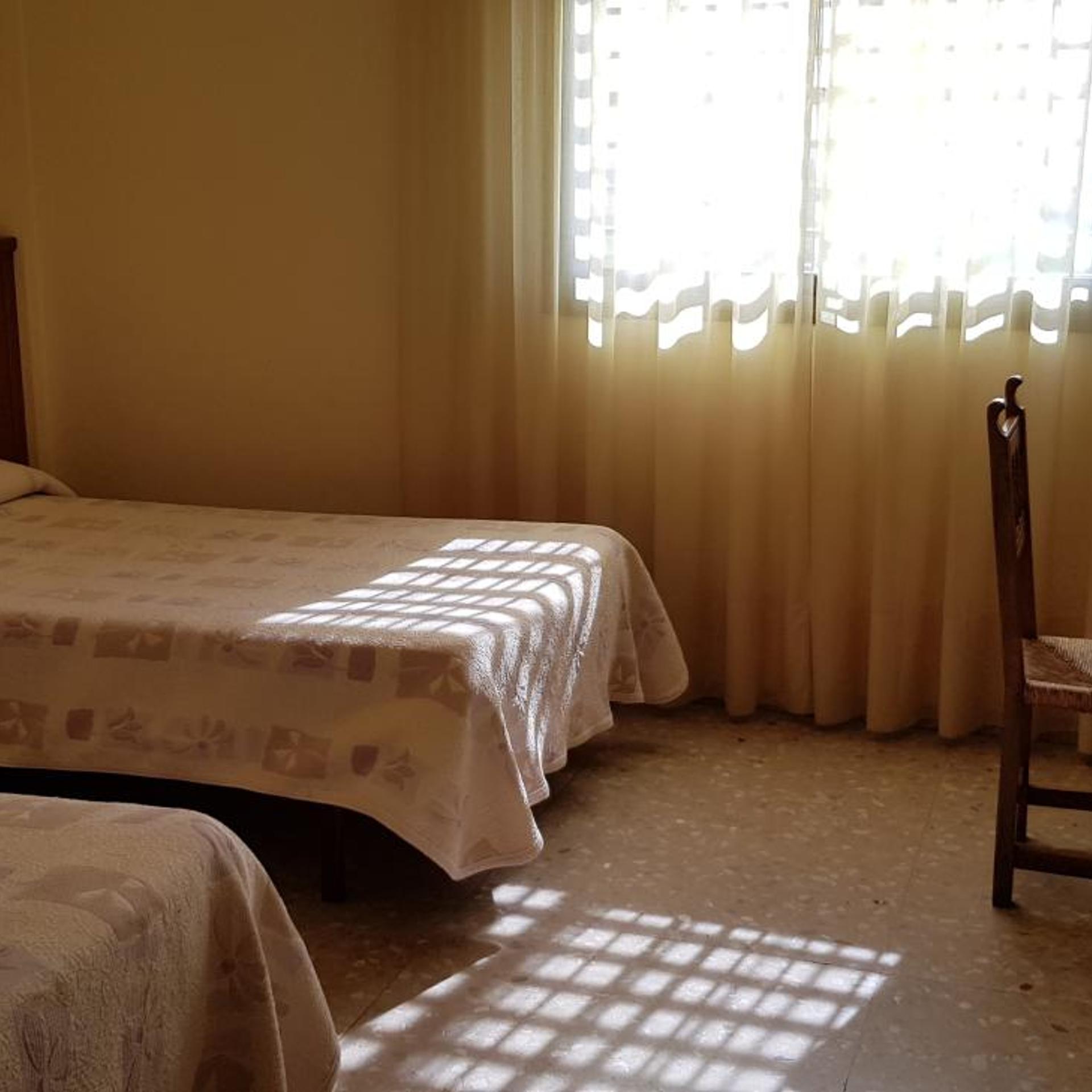 Hotel Reina Isabel 34/58
