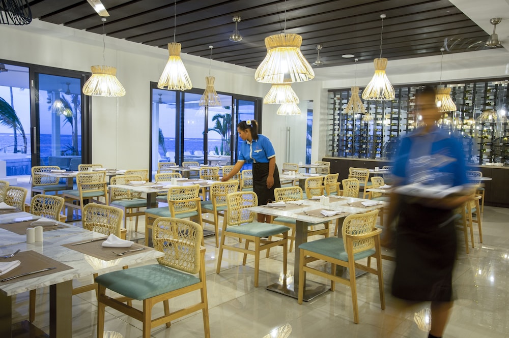 Taumeasina Island Resort 30/50