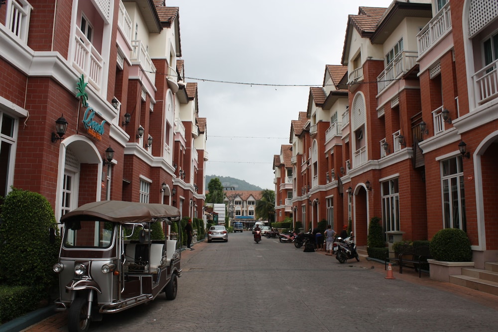 Phuket Racha At Kata 52/62