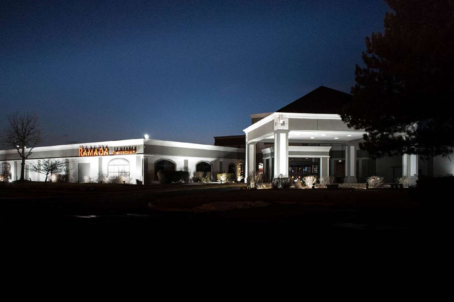 Ramada by Wyndham North Platte & Sandhills Convention Ctr 2/35