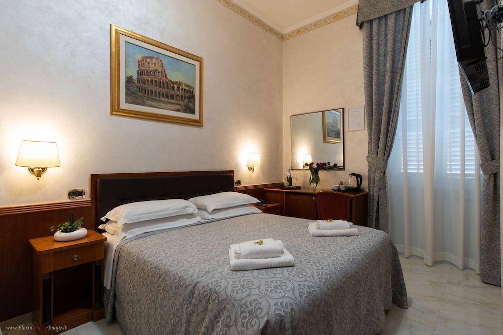 Adas Hotel 14/80