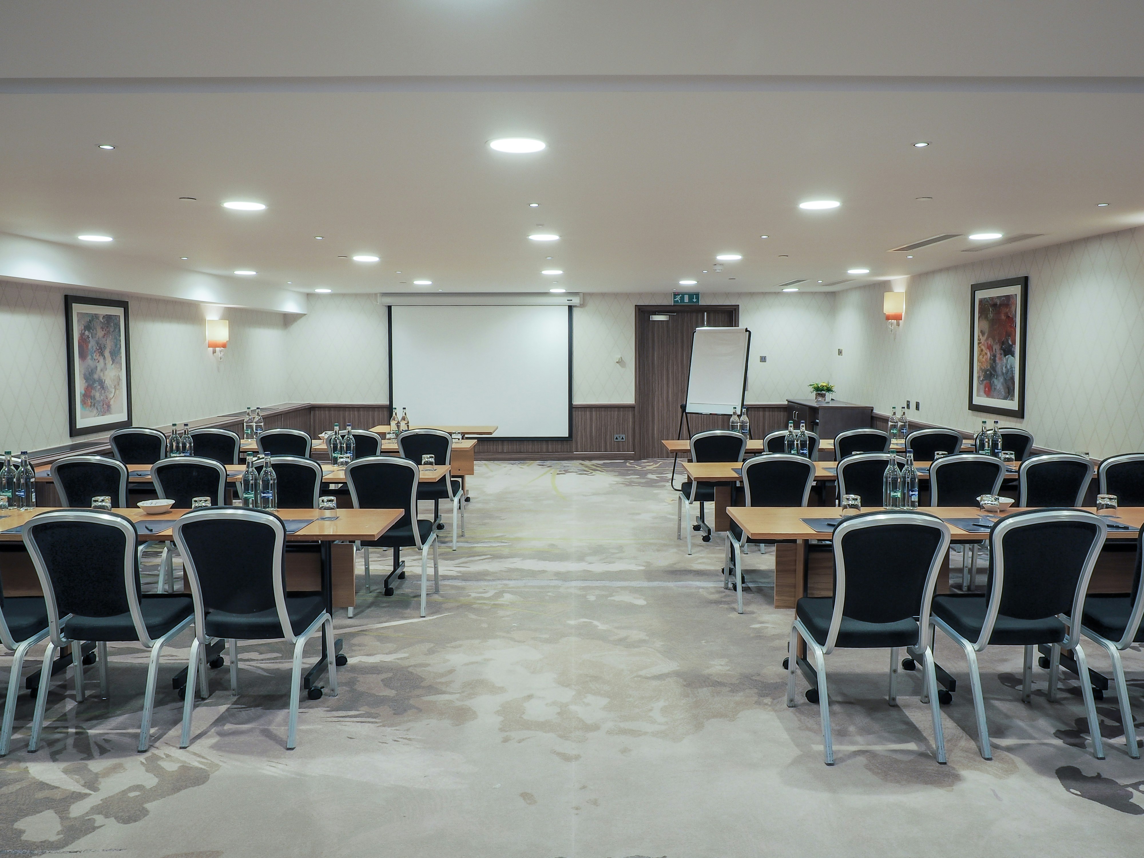 Hilton London Kensington 70/80