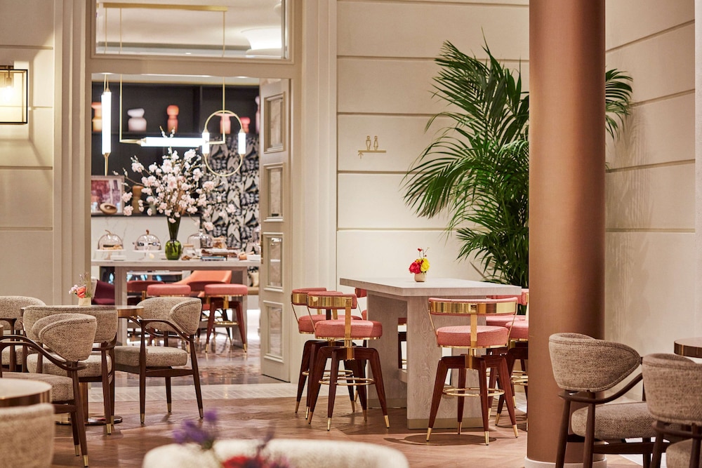 Andaz Prague 33/50