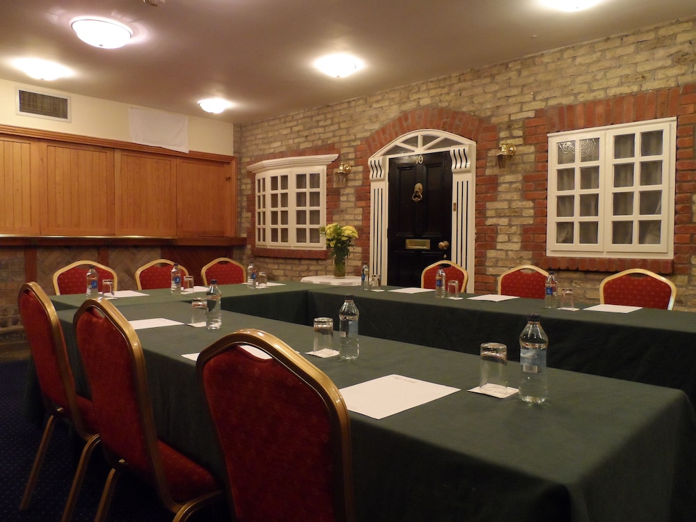 Sligo City Hotel 60/64