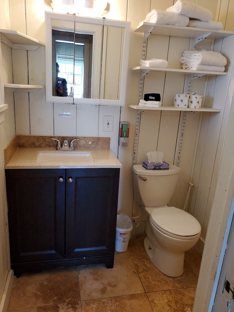 1 Bedroom, Canal, Apartment, King Bed, Sofa, Kitchen