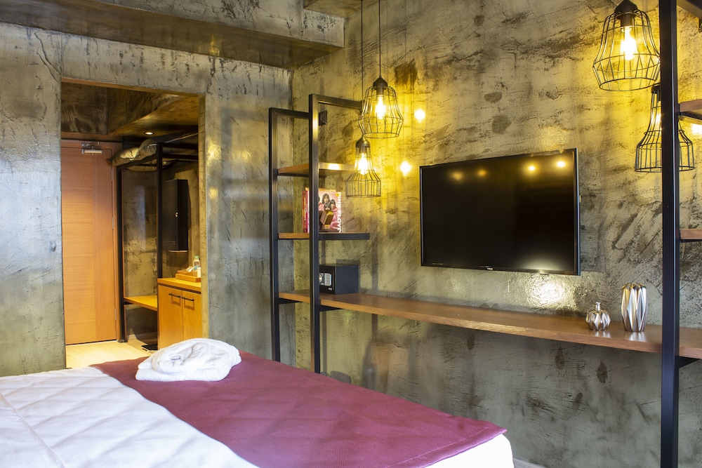 Meydan Besiktas Hotel 24/49