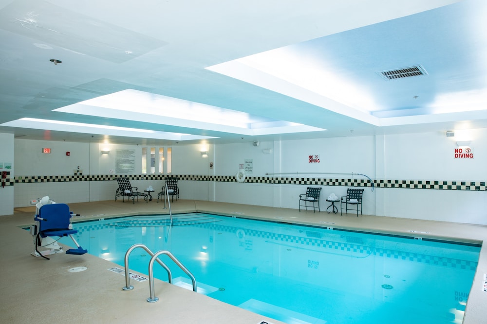 Holiday Inn Hotel And Suites Raleigh Cary I 40 Walnut St 19/68