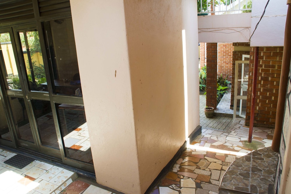 Keba Inn 9/51