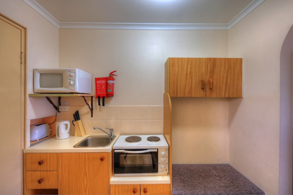 Midlands Motel 46/46