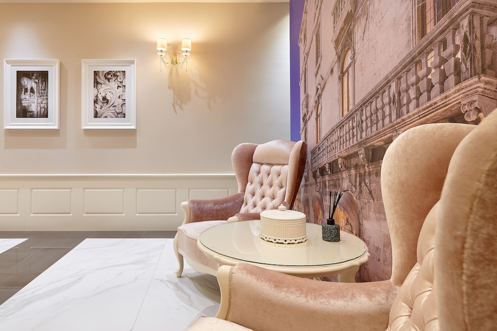 Piazza Heritage Hotel 47/76