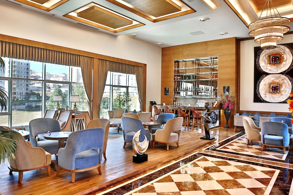 Bof Hotels Ceo Suites 50/73
