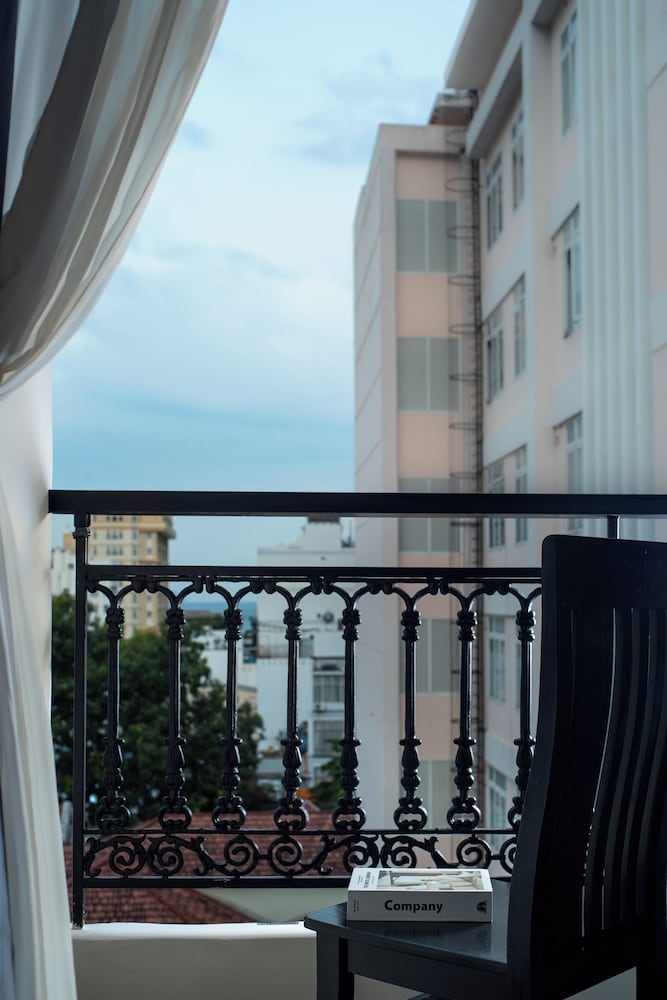Royal Hotel Nha Trang 5/55