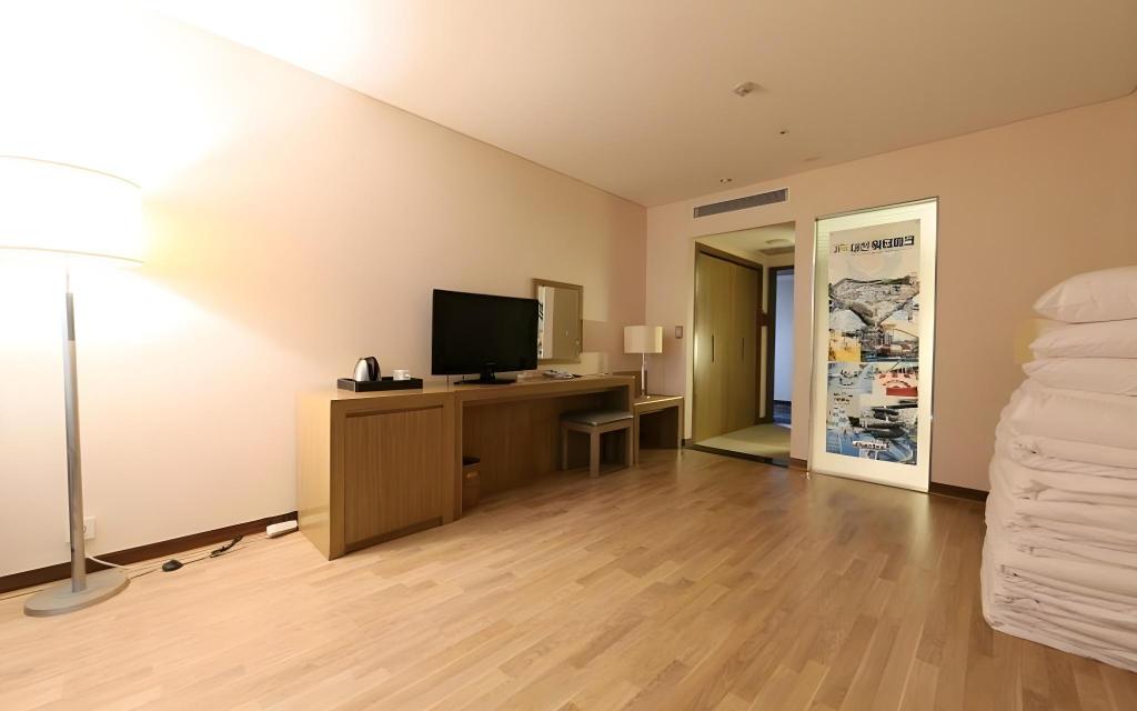 Hotel Master Daecheon 26/35