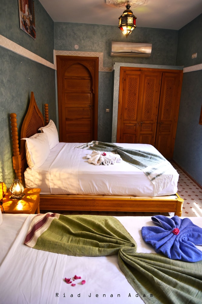 Riad Jenan Adam 18/51