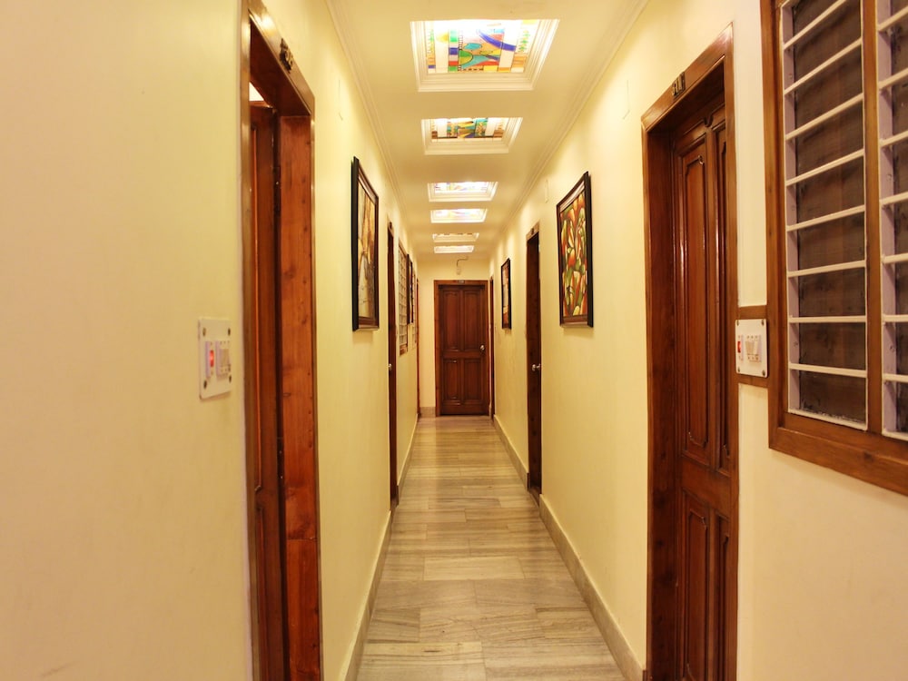 Hotel Happy Home 30/50