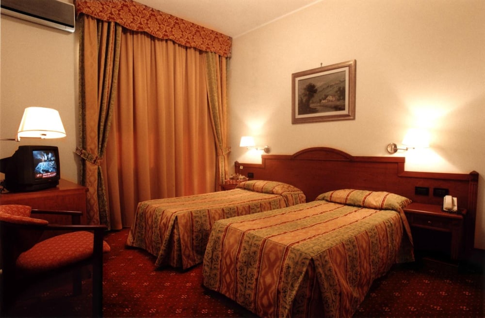 Hotel Cinzia 14/50
