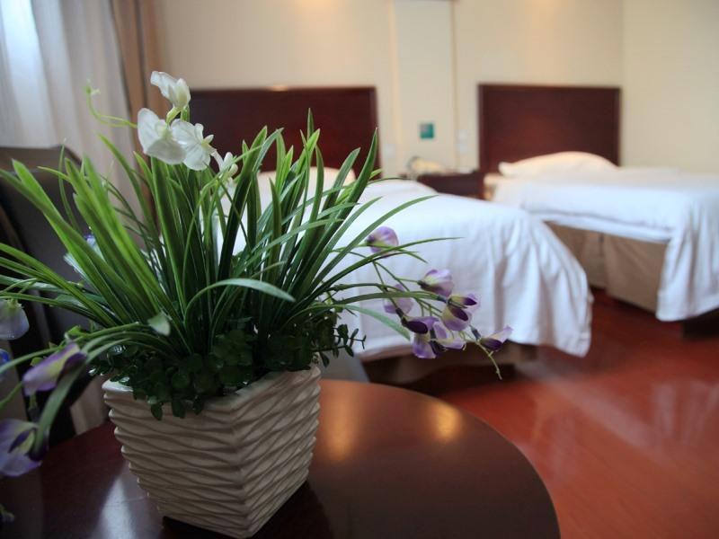 GreenTree Inn Jining Jiaxiang County Jianshe South Road Express Hotel 24/35