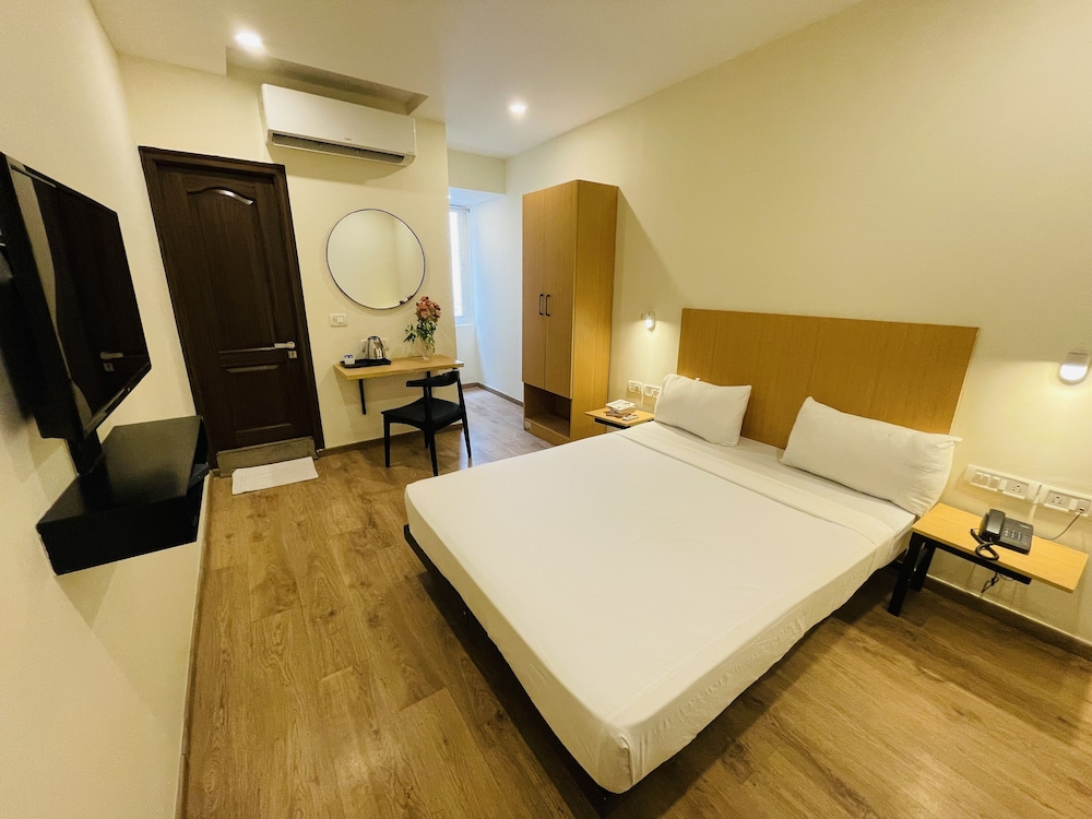 Sanctum Suites Richmond Road Bangalore 5/21