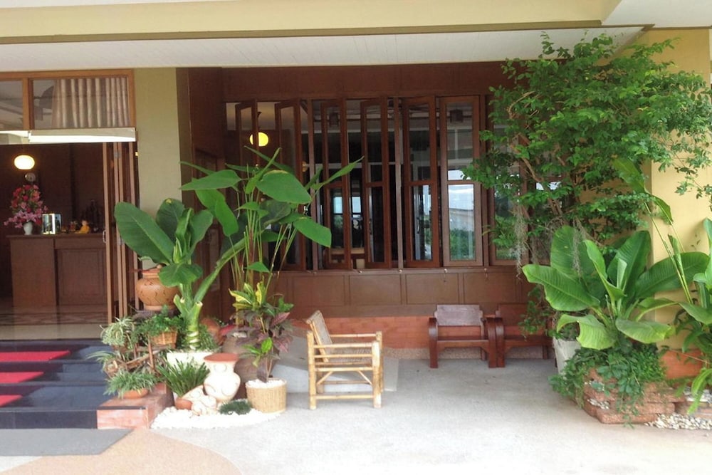 Karnmanee Place 8/35