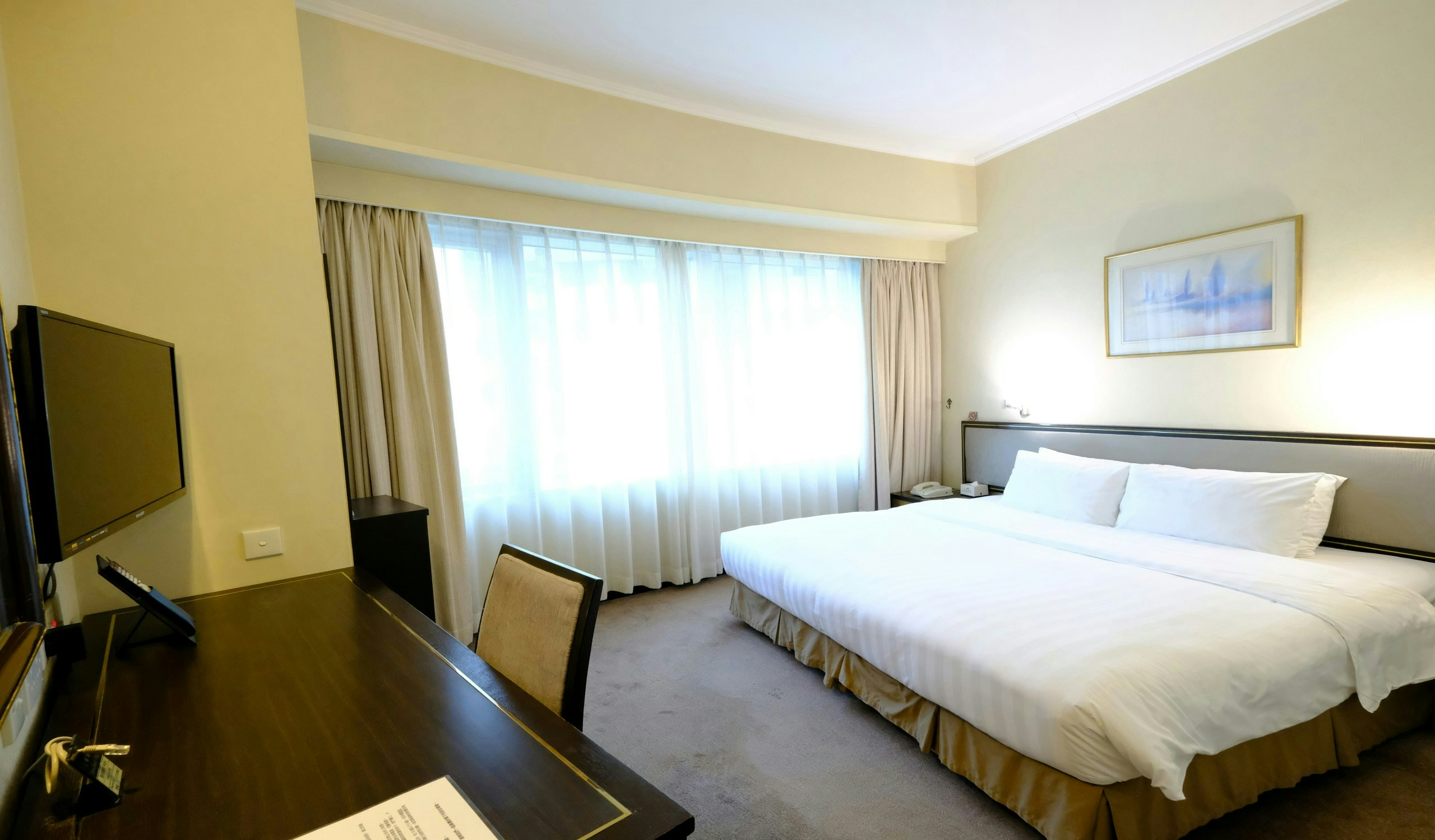 South Pacific Hotel 17/33