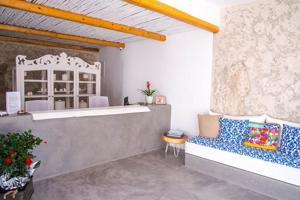 Makris Beach Hotel 7/50