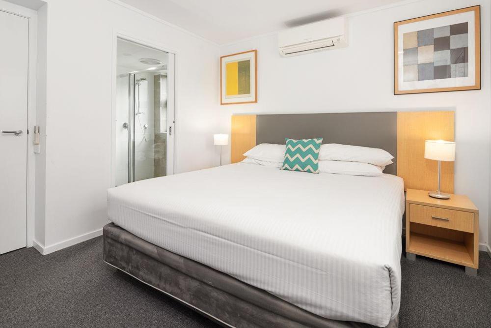 2 Bedrooms, Apartment, Bay View