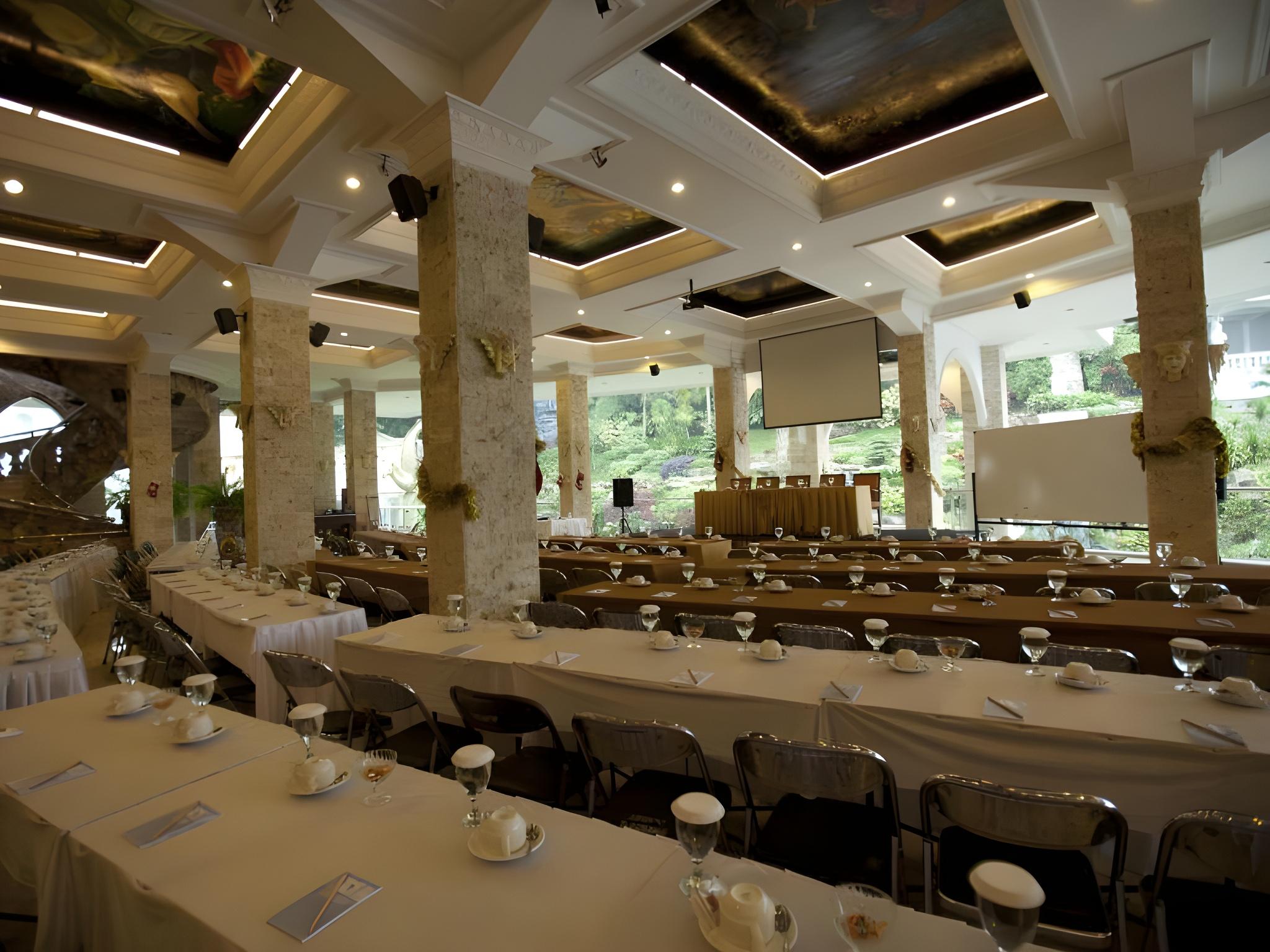 Grand Paradise Hotel 21/28