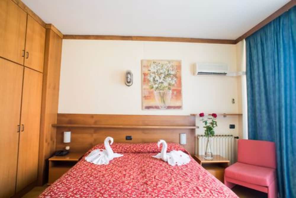 Hotel Residence Holiday 38/76