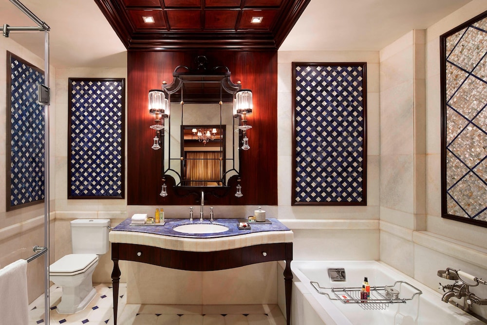 Le Meridien New Delhi 24/50