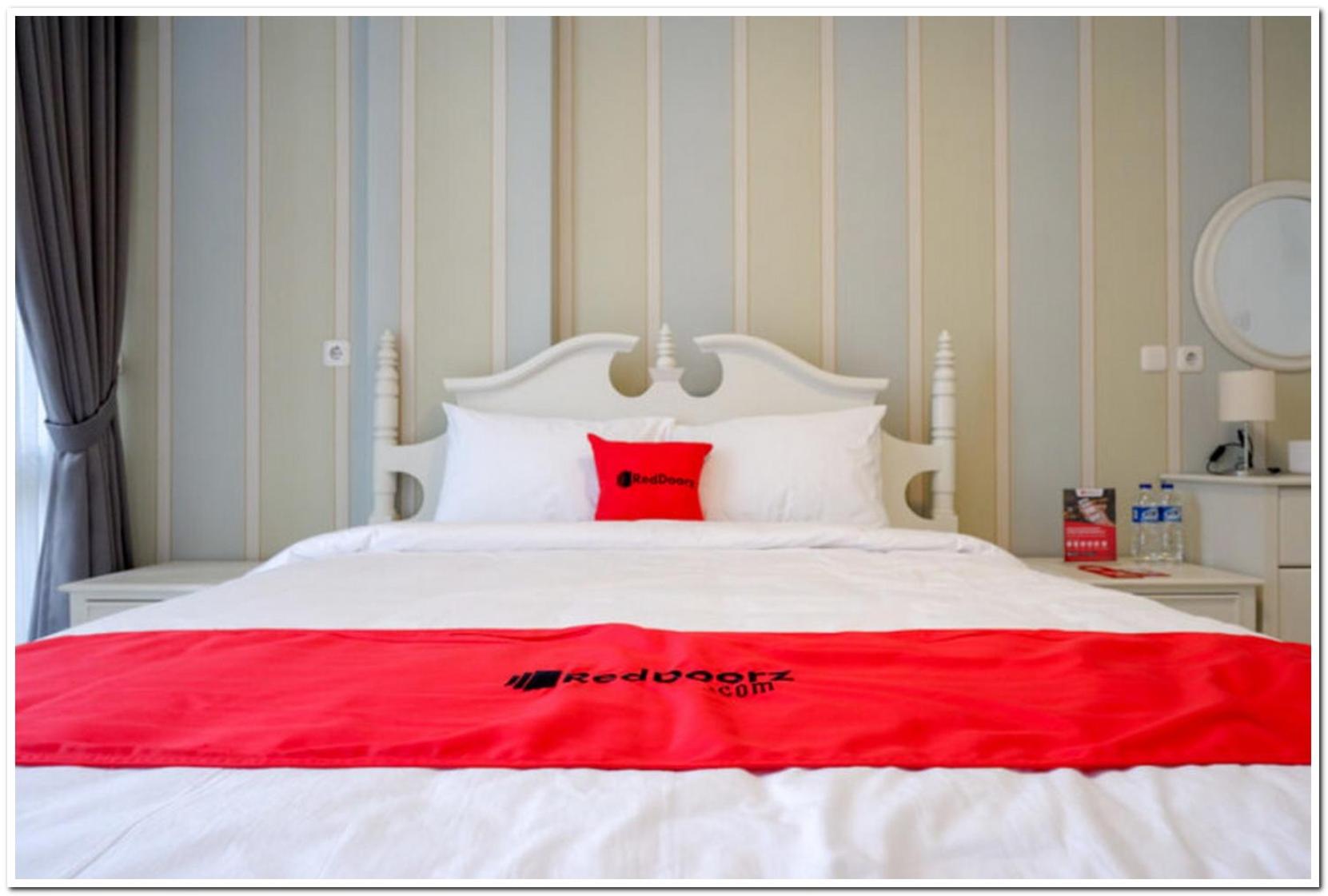 RedDoorz Plus @ Madukoro Raya Semarang 23/51