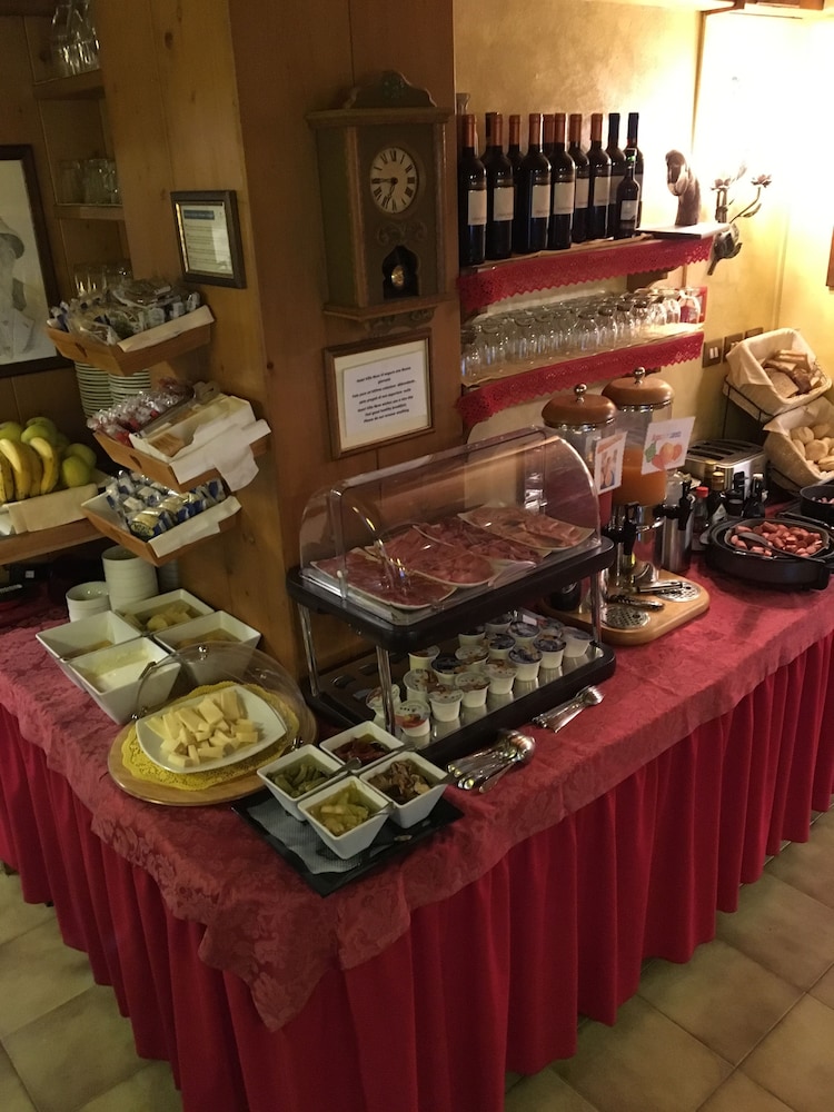 Hotel Meuble Villa Neve 35/50
