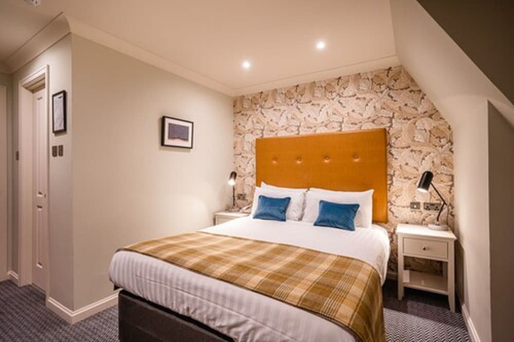 Ballachulish Hotel 7/57