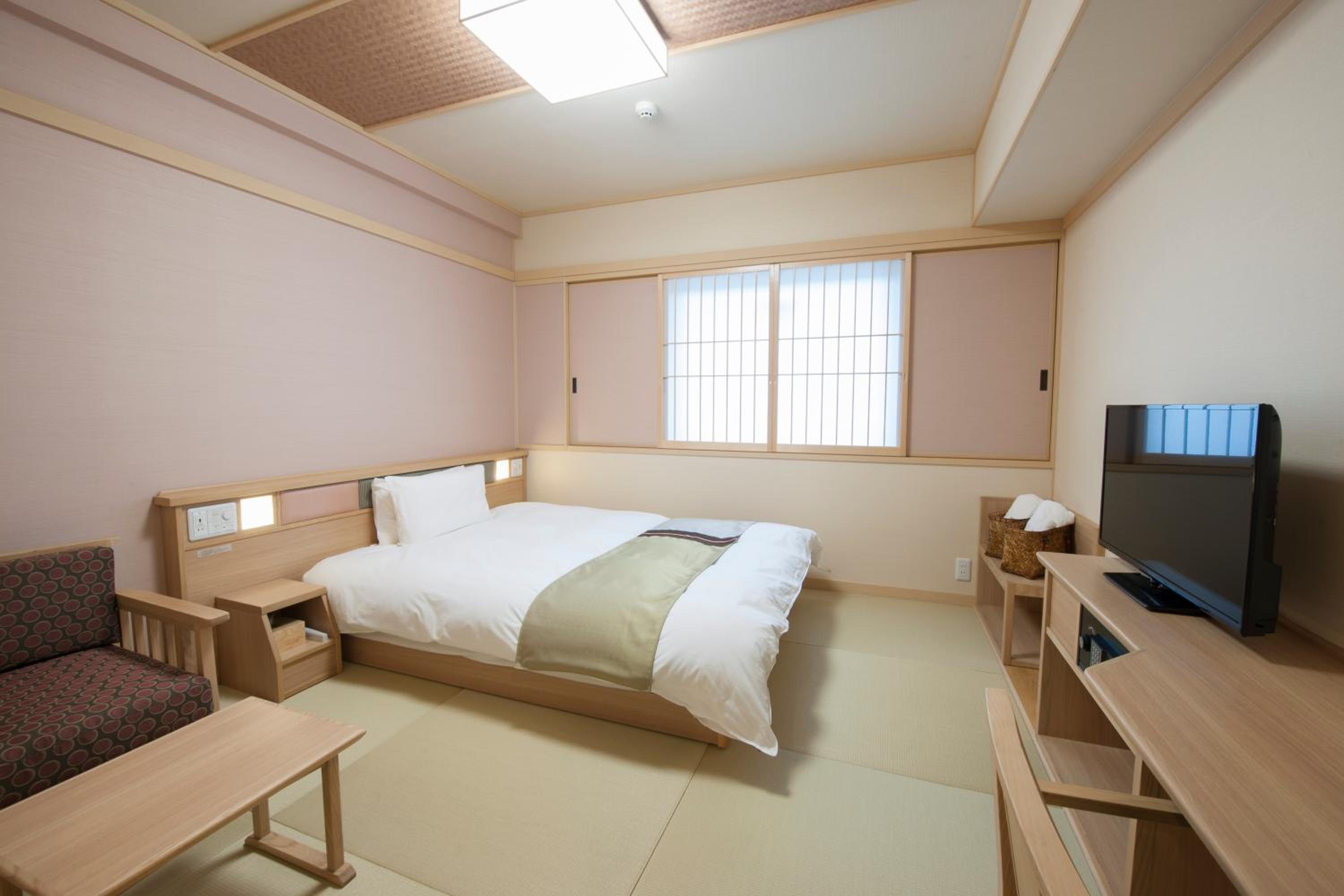 Room, Double Bed