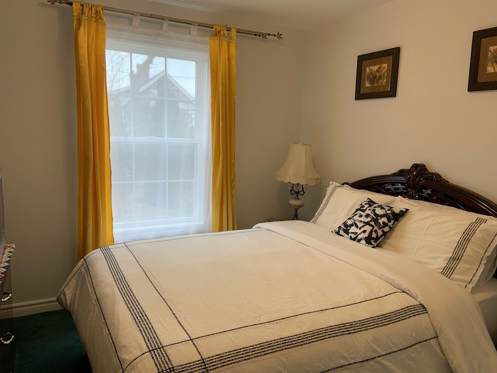 Susan's Villa 8/50