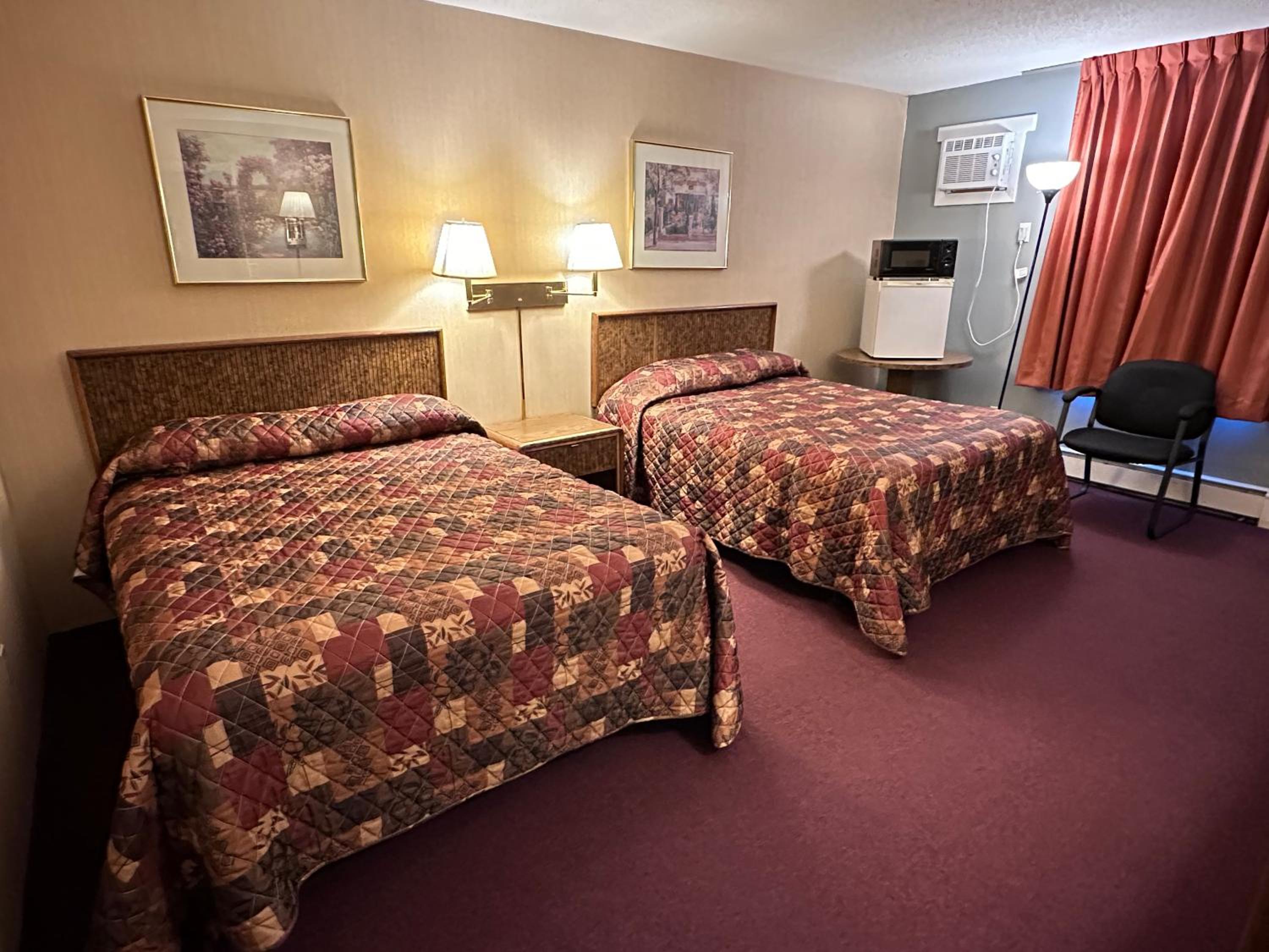 Pamola Motor Lodge 11/27