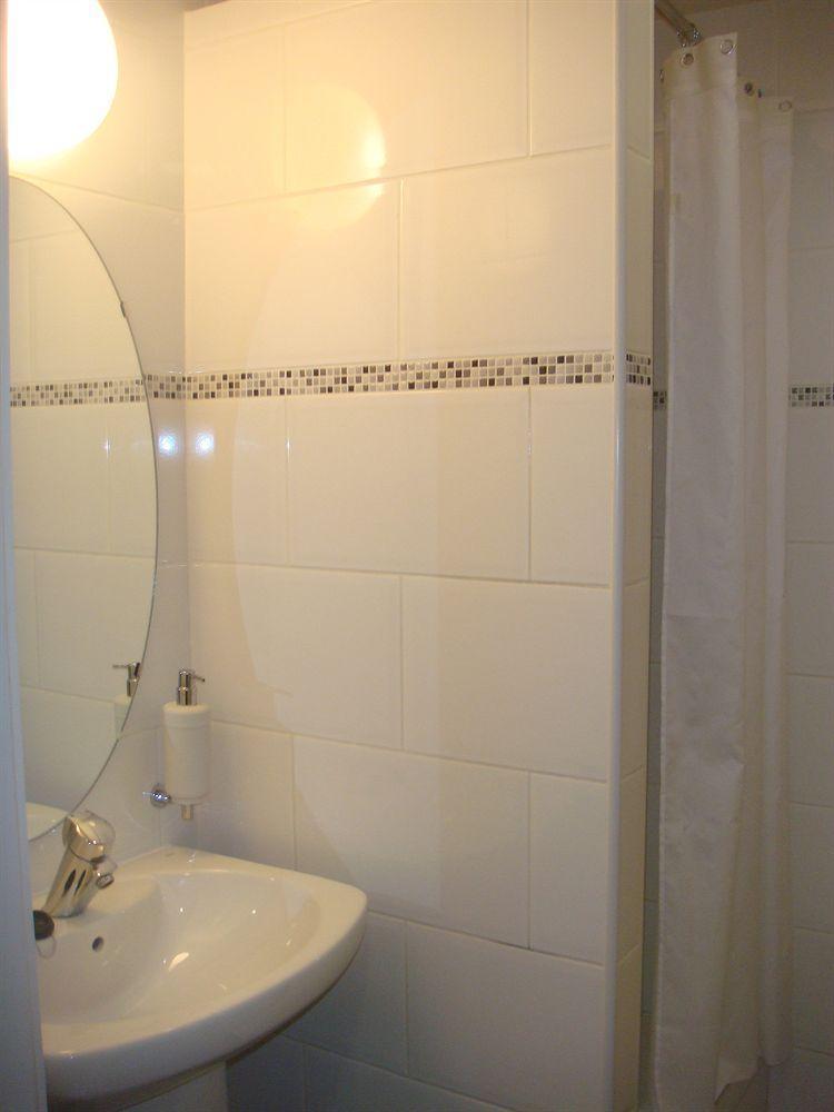 Somnio Hostels 65/66