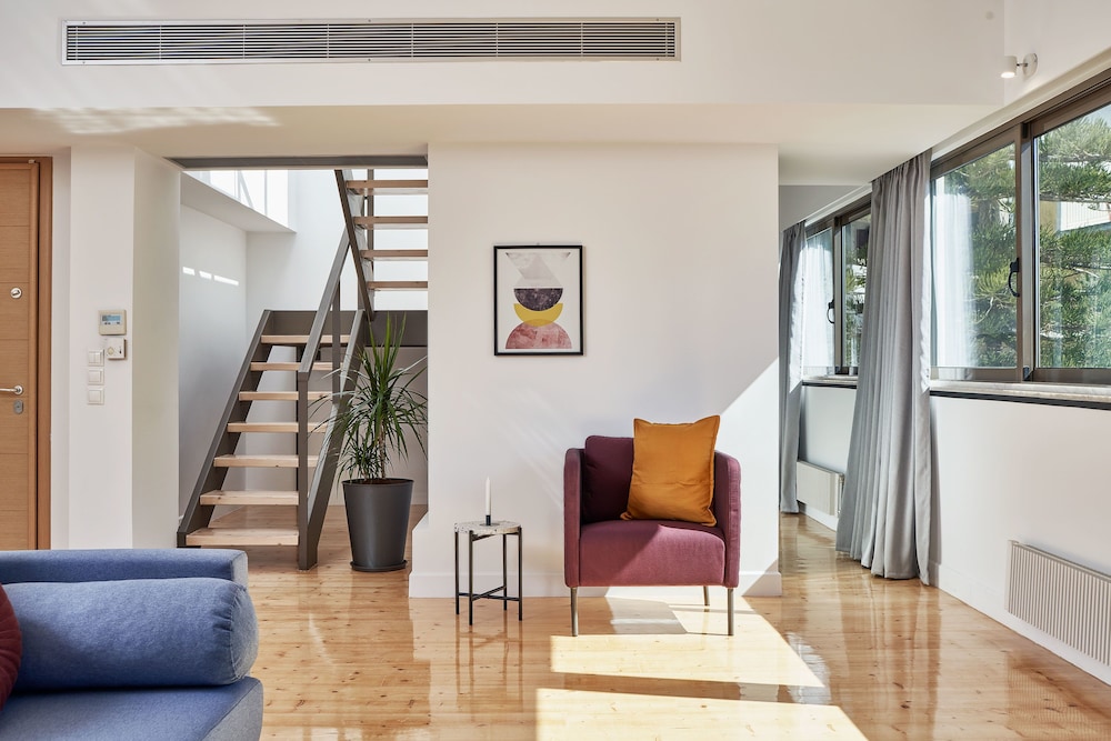 MONO Lofts Athens 32/50