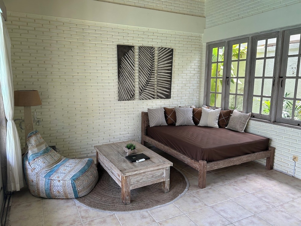 Artemis Villa And Hotel 28/46